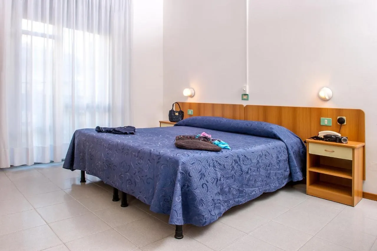 Hotel Exclusive In Pieno Centro - Nuova Gestione 2025 Riccione