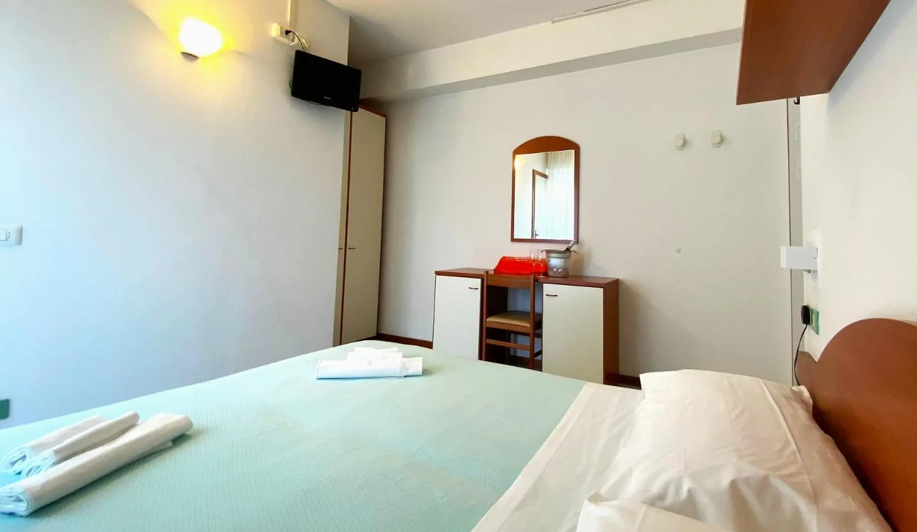 Hotel Exclusive In Pieno Centro - Nuova Gestione 2025 Riccione Italië