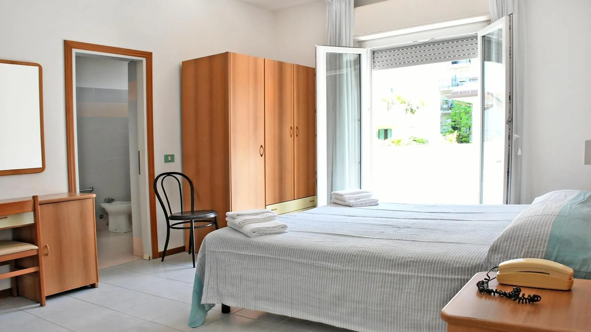 **  Hotel Exclusive In Pieno Centro - Nuova Gestione 2025 Riccione Italia