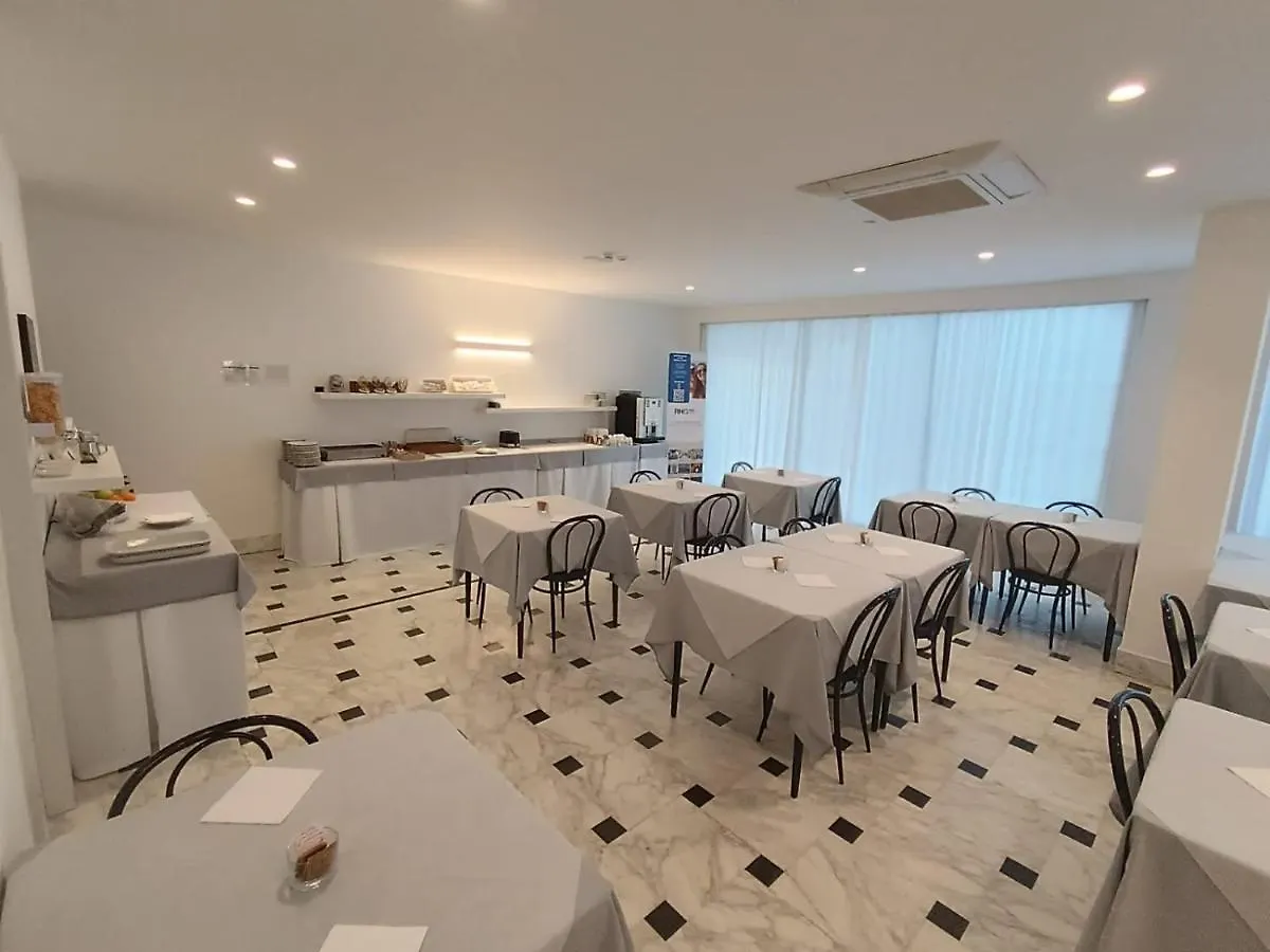 Hotel Exclusive In Pieno Centro - Nuova Gestione 2025 Riccione