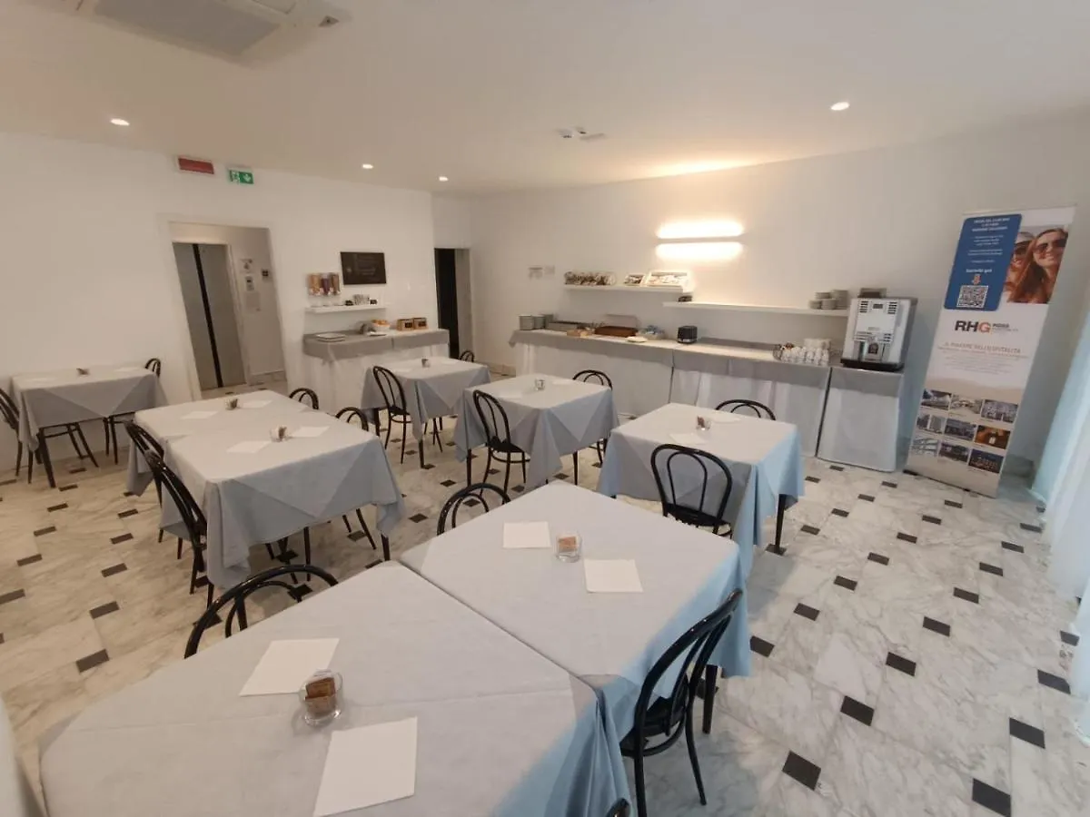 Hotel Exclusive In Pieno Centro - Nuova Gestione 2025 Riccione