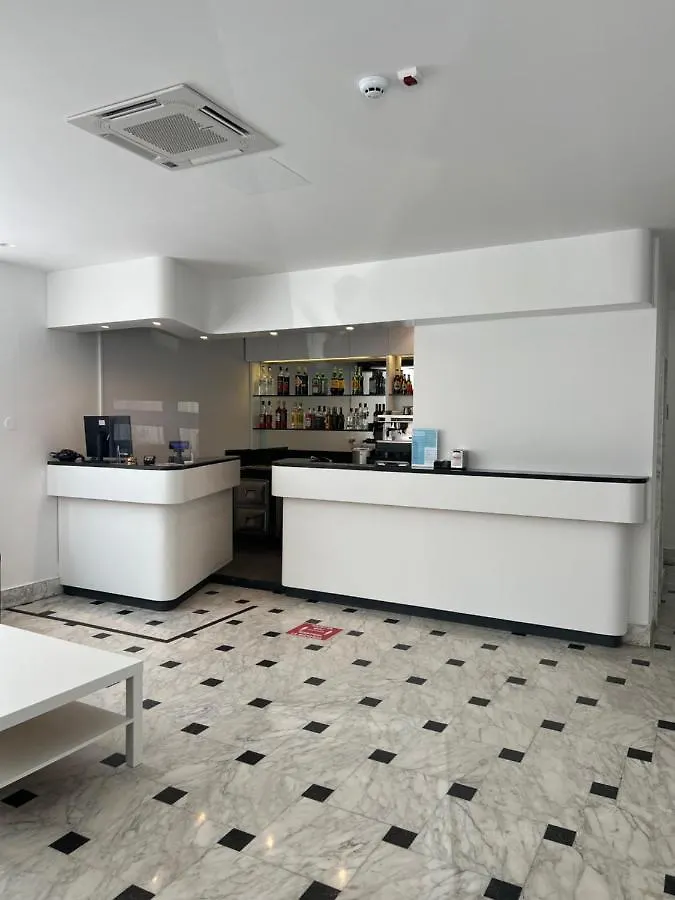 Hotel Exclusive In Pieno Centro - Nuova Gestione 2025 Riccione 2*,  Italy