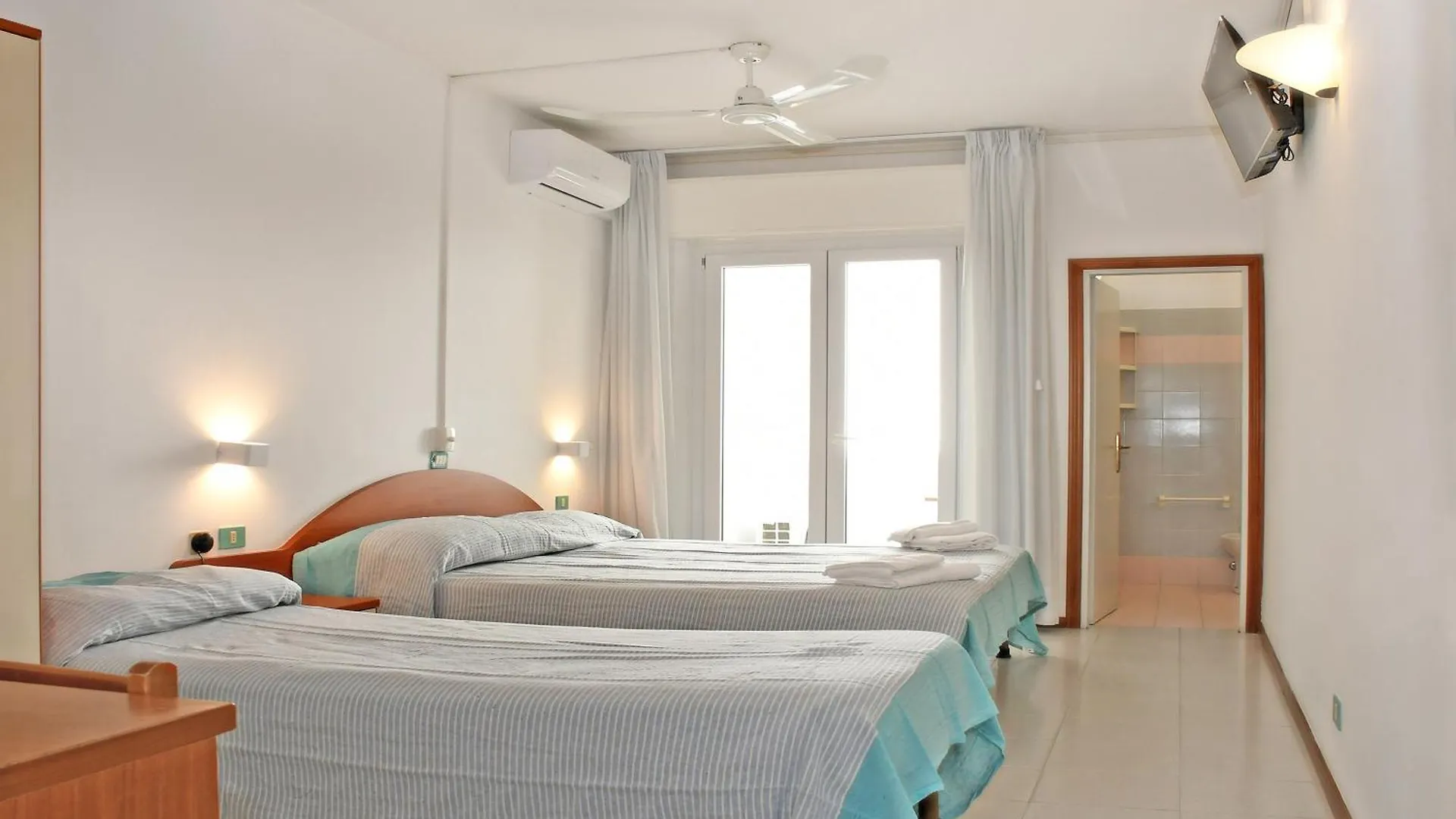 **  hotel exclusive Riccione Italien