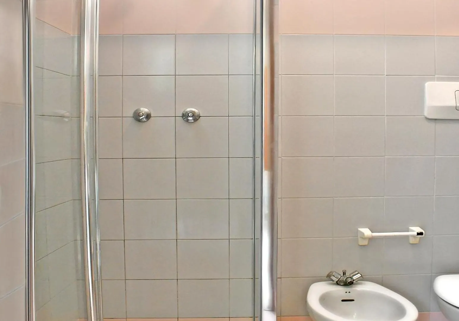 Hotel Exclusive In Pieno Centro - Nuova Gestione 2025 Riccione